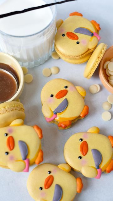 Duck Macaron, Animal Macaroons, Kawaii Macarons, Cute Macaroons, Kirby Meme, Character Macarons, Cute Macarons, Duck Meme, Kue Macaroon