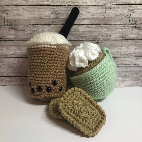 Tea Party Toys, Crochet Cupcakes, Memorial Beads, College Girl Gifts, Crochet Deer, Handmade Teapot, Crochet Food, Custom Crochet, Crochet Tapestry