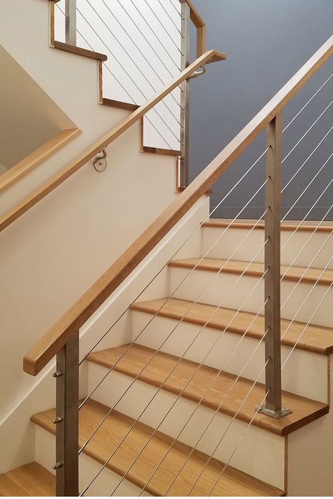 Stairs With Wire Railing, Staircase With Wire Railing, Stair Wire Railing, Stair Railing Kits Indoor, Internal Balustrade Ideas, Staircase Banister Ideas Metal, Balistraids Stairs, Wood And Wire Railing, Wire Railings For Stairs