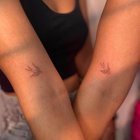 A Bird Tattoo, Tattoo Design Ideas For Women, Bird Tattoo Design, Matching Tattoo Ideas, Small Geometric Tattoo, Matching Friend Tattoos, Small Couple Tattoos, Astrology Tattoo, Anklet Tattoos