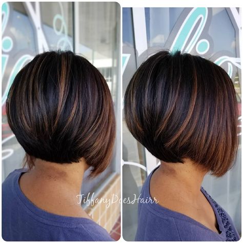 Dark chocolate brown textured Bob with natural looking caramel highlights! Makes me want some brownies!😋💁‍♀️💇‍♀️😍 Brown Textured Bob, Dark Bob With Highlights, Short Dark Bob, Caramel Highlights On Dark Hair, Short Textured Bob, Dark Bob, 2023 Hairstyles, Black Bob Hairstyles, Bob With Highlights