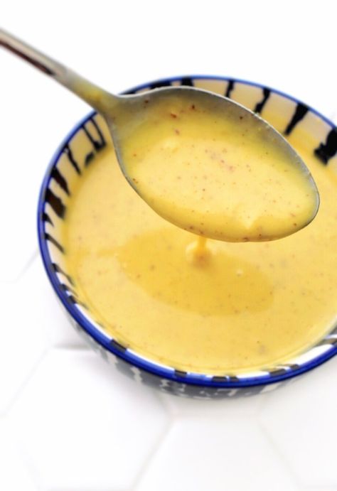 Greek Yogurt Honey Mustard Sauce - My Food Obsessions Mustard Sauce For Chicken, Lemon Pepper Pasta, Honey Mustard Sauce Recipe, Greek Yogurt Honey, Honey Mustard Dip, Honey Mustard Recipes, Greek Yogurt Sauce, Yogurt Honey, Honey Mustard Dipping Sauce