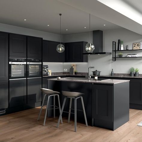 Kitchen Cabinet Colours, Wall Decoration Kitchen, Kitchen Door Styles, All Black Kitchen, Cabinet Colours, Charcoal Kitchen, Kitchen Wall Decoration, Matt Kitchen, Trim Options