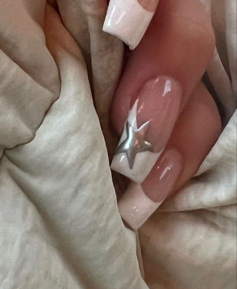 Amalie Star, Chrome Nail Powder, French Tip Acrylic Nails, Recipes Christmas, Y2k Nails, Soft Nails, Star Nails, Square Acrylic Nails, Fire Nails