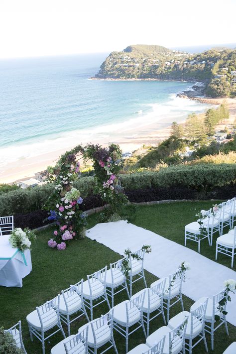 This will be our wedding venue! Wedding Locations Australia, Budget Beach Wedding, Wedding Venues Sydney, Restaurant Reception, Wedding Locations Outdoor, Small Beach Weddings, Beach Wedding Venues, Ocean Wedding, Wedding Venues Beach