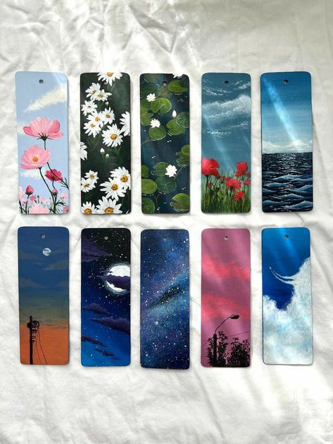 Painting Ideas As A Gift, Painting Bookmarks Acrylic, Acrylic Painting Bookmarks, Bookmark Painting Ideas Acrylic, Cardboard Painting Ideas, Paintings For Gifts, Hand Painted Bookmarks, Painted Bookmarks Acrylic, Painted Wooden Bookmarks