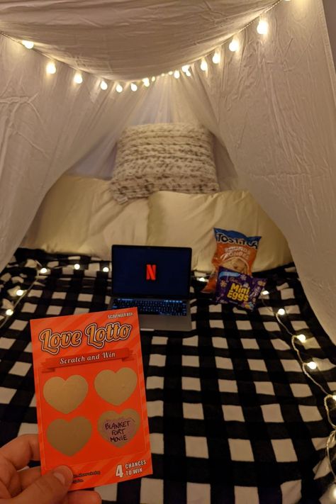 https://www.thescavengerbox.com/blogs/toolbox/unique-ways-of-creating-a-romantic-scavenger-hunt Romantic Blanket Fort, Ways To Build A Fort, Movie Blanket Fort, Blanket Fort Date Night Romantic, Blanket Fort Date Night, Inside Movie Night Ideas, Blanket Fort Ideas Indoor Easy, Living Room Fort For Adults, Adult Blanket Fort