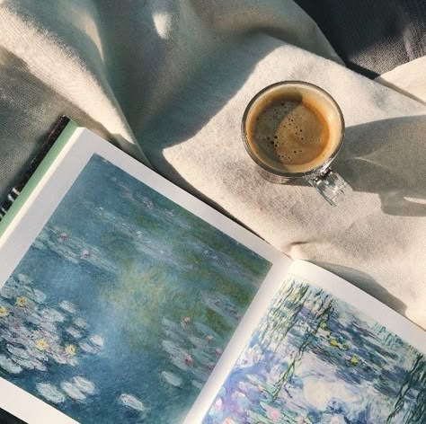 Fotografi Vintage, After Life, A Blanket, Claude Monet, Blue Aesthetic, Aesthetic Photo, Summer Aesthetic, Pretty Pictures, Dream Life