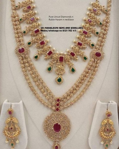 Uncut Diamond Haram Designs, Uncut Diamond Earrings, Uncut Necklace, Pretty Gold Necklaces, Ruby Necklace Designs, Uncut Diamond Necklace, Haram Designs, Indian Wedding Jewelry Sets, Indian Bridal Jewelry Sets