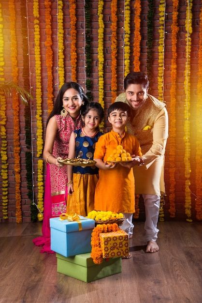 Diwali or rakshabandhan celebration - in... | Premium Photo #Freepik #photo #diwali-family #diwali-sweets #family-celebration #diwali-decoration Diwali Family Photoshoot Ideas, Diwali Family Photoshoot, Deepavali Photoshoot, Diwali Photo Hd, Diwali Shoot Ideas, Family Celebrating Diwali, Diwali Photoshoot Ideas, Diwali Family, Diwali Pic