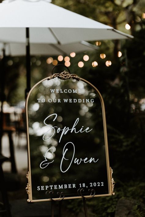 Mirror On Easel Wedding, Welcome Signs At Wedding, Cheers Wedding Sign, Fall Wedding Welcome Sign Mirror, Hello Gorgeous Mirror Wedding, Wedding Decorations Signs, Mirror Wedding Entrance Sign, Old Mirror Wedding Sign, Wedding Welcome Sign Vintage Mirror