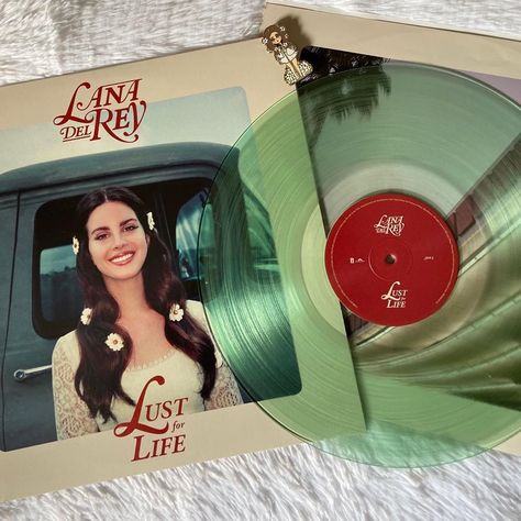 Lana Del Rey Coke Bottle Vinyl, Tunnel Under Ocean Blvd, Under Ocean, Cd Aesthetic, Vinyl Aesthetic, Lana Del Rey Love, Lana Del Rey Vinyl, Ocean Blvd, Themes App