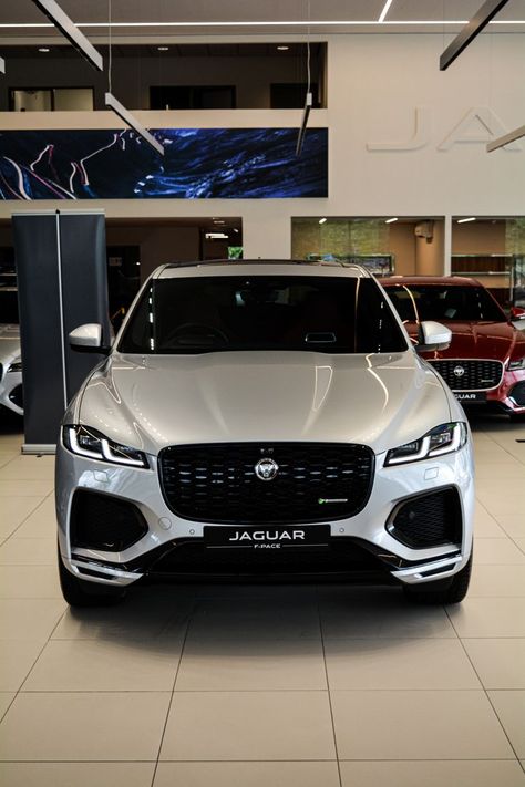 With a confident new exterior, stunningly crafted all-new interior, the latest generation Pivi Pro infotainment and the choice of in-line four and six-cylinder engines including PHEV** and MHEV technology, the new Jaguar F-PACE is more luxurious, connected and efficient. New Jaguar Car, Jaguar Pace, New Jaguar, Jaguar F Pace, Jaguar Models, Jaguar Car, Sport Seats, Infotainment System, Future Car