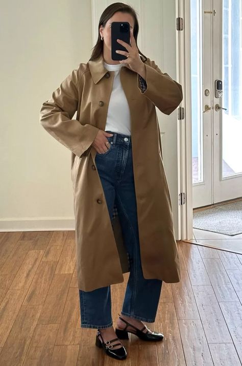 Clyde Trench Coat curated on LTK Khaki Trench Coat Outfit, Trench Coat Outfit, Curvy Shorts, Autumn Wardrobe, Coat Outfit, Fall 24, Coat Outfits, Curvy Outfits, Classic Outfits