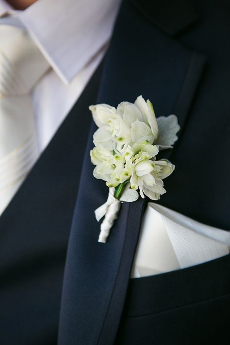 All White Boutonniere Wedding, Groom Buttonhole White, Grey Suit Boutonniere, Groom Boutonniere White Peony, White Boutonniere Wedding Simple, Mens Flower Wedding, Mens White Boutineers, White Button Holes Wedding, White Buttonholes Wedding