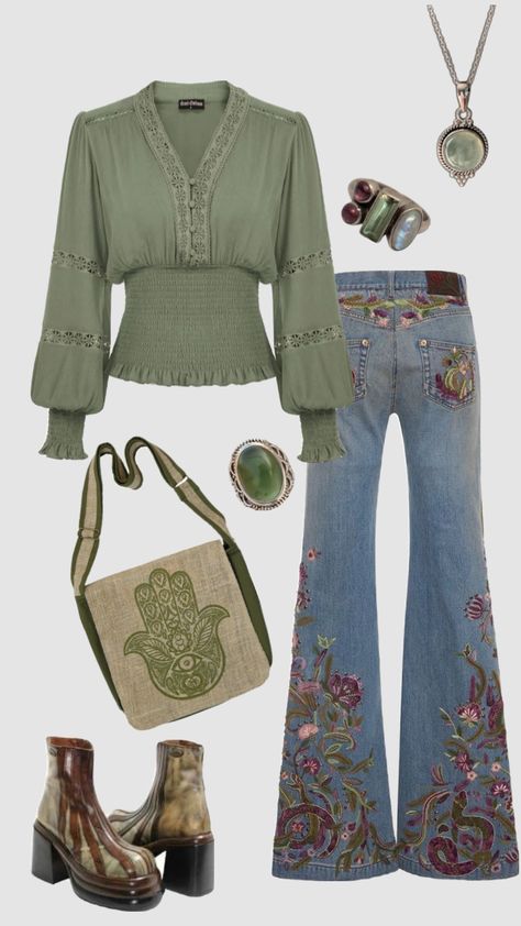 70s hippie boho outfit #outfitinspo #vintage #boho #hippie #70s Winter Hippie Outfits Boho, Grandma Style Outfits, Corporate Hippie, Vintage Hipster Outfits, Western Hippie Fashion, Hippy Outfits, Hippie Outfits 70s, Hippie Style 70s, 70s Boho Fashion