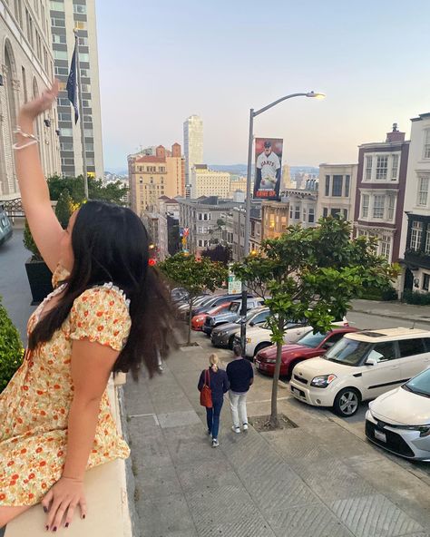 sunset, san francisco, city, aesthetic, view, photoshoot, trendy, yellow dress, urban outfitters, cars, pearl bracelet View Photoshoot, Baker Beach San Francisco, Baker Beach, Aesthetic View, San Francisco City, San Fran, City Aesthetic, Yellow Dress, Spring Break