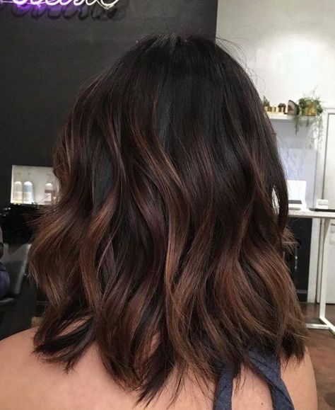 If you are planning to try a new hair color then here is best option for you which is a brown balayage hair color which is going to be extremely popular in the coming days. This is now a new trend in women`s fashion of brown balayage hairstyles and everyone is crazy about it because … Dark Brown Hair Balayage, Brunette Ombre, Black Hair Balayage, Kadeřnické Trendy, Brown Hair Inspo, Brunette Balayage Hair, Brown Hair Balayage, Brown Balayage, Short Hair Balayage