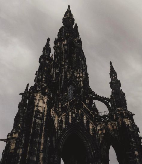 Edinburgh Anglo Gothic, Gothic Castle, Different Aesthetics, Gothic Aesthetic, Dark Academia Aesthetic, Fantasy Aesthetic, Gothic Architecture, Academia Aesthetic, Dark Photography