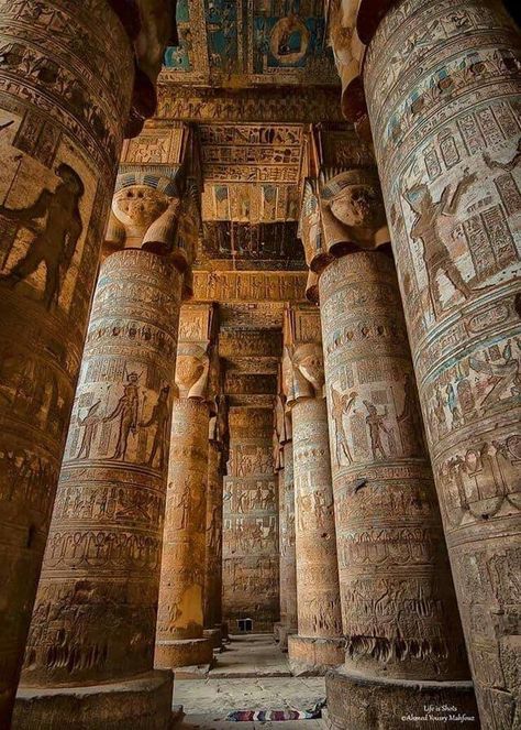 Temple Of Hathor, Ancient Egyptian Architecture, Starověký Egypt, Architecture Antique, Egypt Aesthetic, Egyptian Temple, Ancient Egypt History, Karnak Temple, Ancient Egypt Art