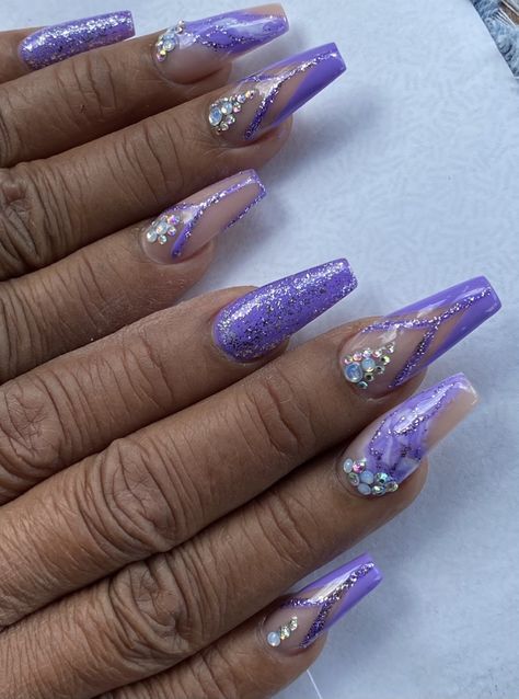 Lilac purple with purple glitter and rhinestones Purple Jewel Nails, Purple Back To School Nails, Purple And Silver Nail Ideas, Purple Nails With Gems, Lilac And Silver Nails, Purple And Silver Nails, Prom Nails Silver, Prom Nail, Back To School Nails