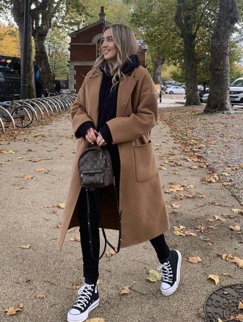 Winter In Dublin Outfits, Causal Loafer Outfits, Comfy Shoes Outfit, Disney Autumn Outfit, Peacoat Womens Outfit Casual, Dublin Outfit Fall, Nyc Winter Outfits 2023, Long Peacoat Outfit, Dublin Outfit Winter