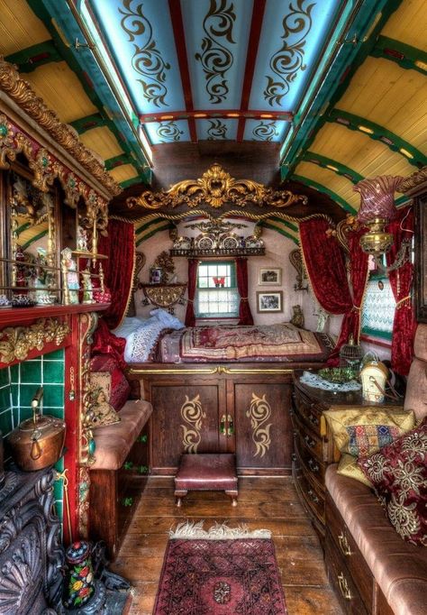 Steampunk Tendencies, Caravan Interior, Tiny House Movement, Horse Drawn, Wagons, Bohemian Decor, Caravan, Circus, Tiny House