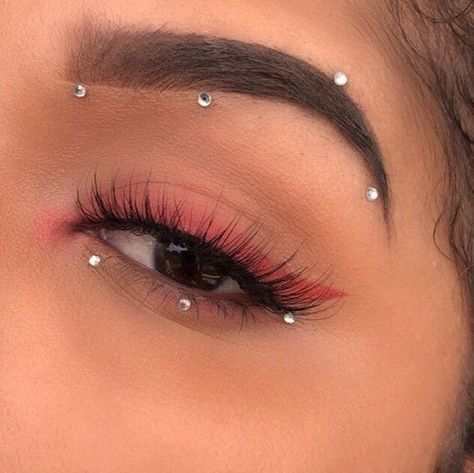 Teknik Makeup, Concert Makeup, Rhinestone Makeup, Rave Makeup, Swag Makeup, Eye Makeup Pictures, Smink Inspiration, Eye Makeup Designs, Makijaż Smokey Eye