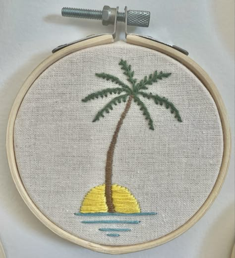 Hawaiian Embroidery Patterns, Palm Tree Embroidery Design, Beach Embroidery Ideas, Palm Tree Embroidery Pattern, Embroidered Palm Tree, Surfer Embroidery, Florida Embroidery, Beachy Embroidery, Surf Embroidery