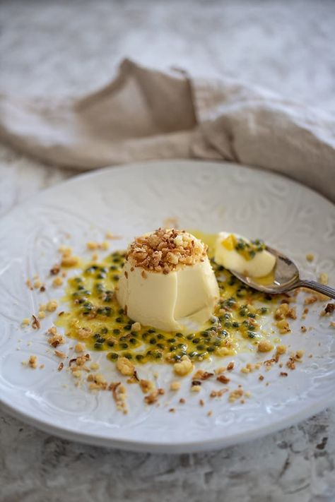 Leek Puree, Lemon Gremolata, Fennel Potato, White Chocolate Panna Cotta, Thyme Butter, Smoked Garlic, Chocolate Panna Cotta, Panna Cotta Recipe, Beef Fillet