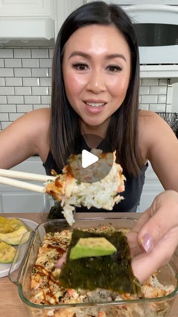 Sushi Rice Bake, How To Make Sushi Rice, Baked Sushi Rice Recipe, Bake Sushi Recipes, Sushi Bake Video, Sushi Bake Recipe Crab And Shrimp, Salmon Baked Sushi, Salmon Sushi Bake Recipe Easy, My Healthy Dish Sushi Bake