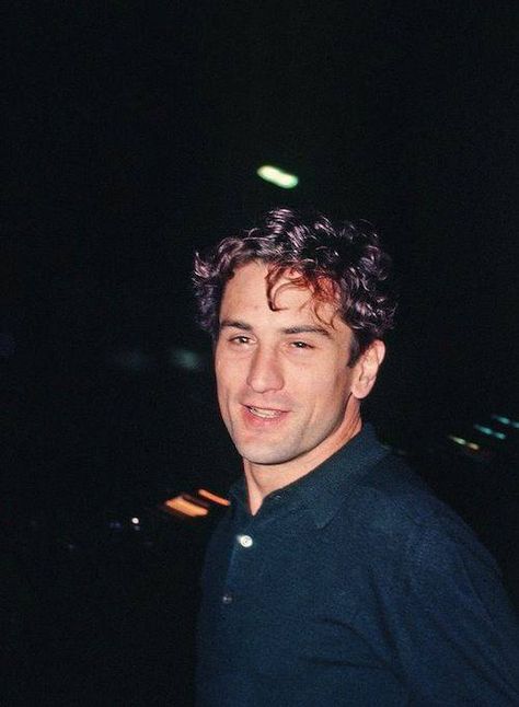 Young Robert De Niro- he is forever the hottest man alive! Sonny Corleone, Roxy Theater, Don Corleone, Disney Channel Movies, God Father, Big Thing, Al Pacino, Martin Scorsese, Meryl Streep