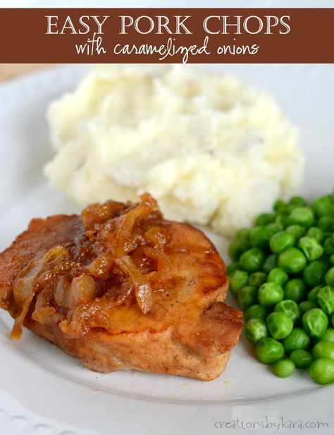 5 ingredient Easy Pork Chops with Caramelized Onions- a perfect recipe for weeknights! Onion Pork Chops, Pork Dinners, Parmesan Crusted Pork Chops, Barbecue Pork Ribs, Pork Entrees, Ranch Pork Chops, Dinner Favorites, Easy Pork Chops, Buzz Feed