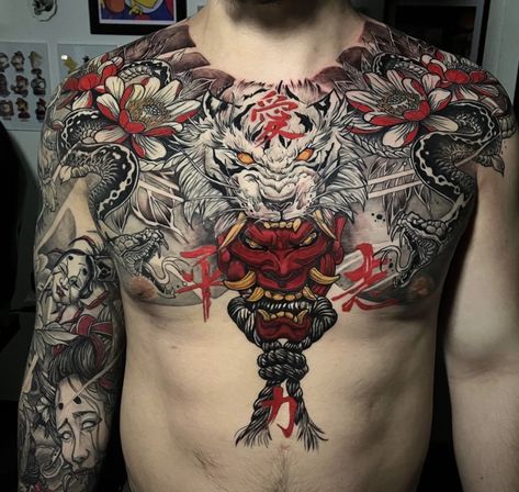 Oni Tattoo Chest, Chest Tattoo Men Ideas Japanese, Oni Back Tattoo, Japanese Chest Tattoo, Chest Tattoo Japanese, Tato Irezumi, Tattoo Japonais, Tato Flash, Japanese Back Tattoo