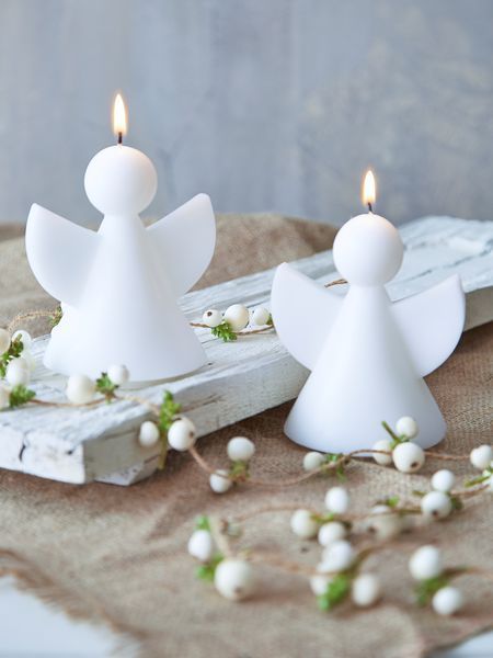 ** Christmas in white. Angel Candle, Angel Candles, Creative Candles, Modern Christmas Decor, Decor Candles, Candle Carving, Cute Candles, Candle Packaging, White Cottage