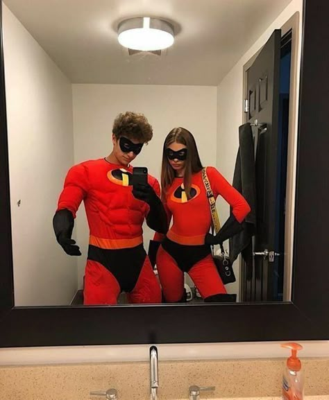 Incredibles Costume, Cute Couples Costumes, Halloween Parejas, Cute Couple Halloween, Classy Halloween Costumes, Matching Halloween Costumes, Duo Costumes, Halloween Couples, Hot Halloween Outfits