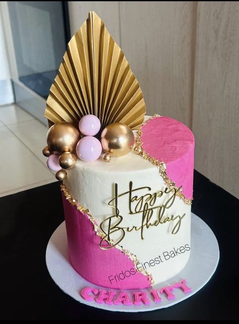 43rd Birthday Cake For Women, Small 40th Birthday Cake, 34th Birthday Cake For Women, 45th Birthday Cake Ideas For Women, 37th Birthday Cake For Women, 35 Birthday Cake Woman, 27th Birthday Ideas For Women Theme, Golden Cake Design, Pretty Cakes For Women Birthdays