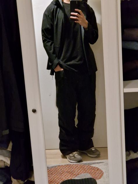 Uniqlo Blocktech Parka, Uniqlo Parka, New Balance 992, Uniqlo U, Oversized Tee, Uniqlo, New Balance, Parka, Shoulder Bag