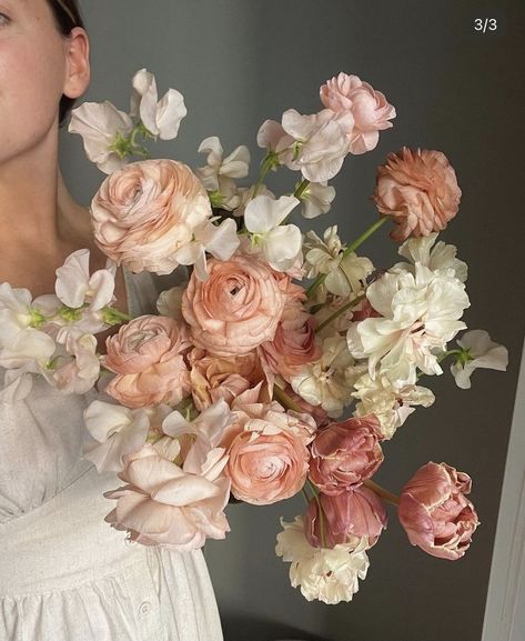 Flower Aesthetics, Dusty Pink Weddings, Bridal Bouquet Flowers, Pink Wedding Flowers, Fantasy Wedding, Garden Party Wedding, Pink Bouquet, Wedding Mood, Spring Flower