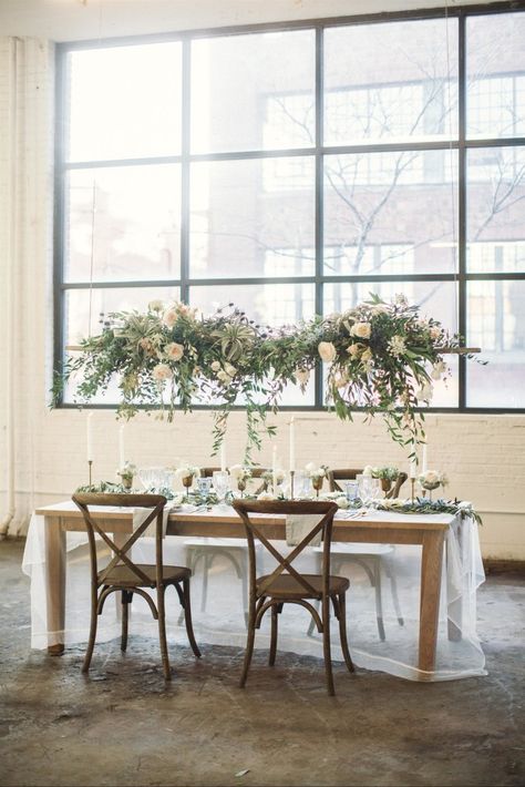 Hanging Flower Arrangements, Hanging Centerpiece, Hanging Wedding Decorations, Floral Party Decorations, Feminine Wedding, Elegant Wedding Reception, Diy Arrangements, Flower Installation, Floral Chandelier