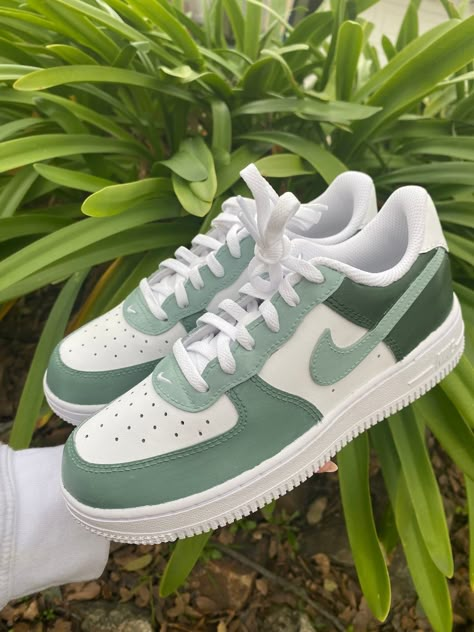 Nike Air Shoes Green, Nike Shoes Women Green, Cute Green Nike Shoes For Teens, Green Nike Air Force 1 Sneakers, Green Nikes, Light Green Air Force 1, Footwear Aesthetic, Sneakers Aesthetic, Green Color Block