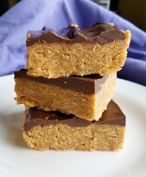 Special K Bars With Corn Flakes, Kellogs Corn Flakes Recipes, Corn Flake Dessert, Cornflake Bars Peanut Butter, Scotcharoos Recipe With Corn Flakes, Recipes Using Corn Flakes, Frosted Flakes Treats, Peanut Butter Cornflake Bars, Corn Flake Bars