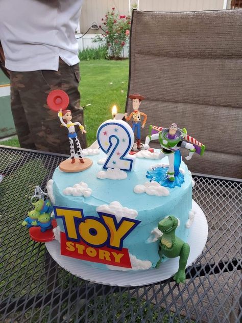 Jesse Cake Toy Story, Toy Story Smash Cake Ideas, 2nd Toy Story Birthday Party, Tou Story Birthday Cake Ideas, Single Tier Toy Story Cake, You Story Birthday Cake, Toy Story Bday Cake, Forky Birthday Cake, 2 Toy Story Birthday