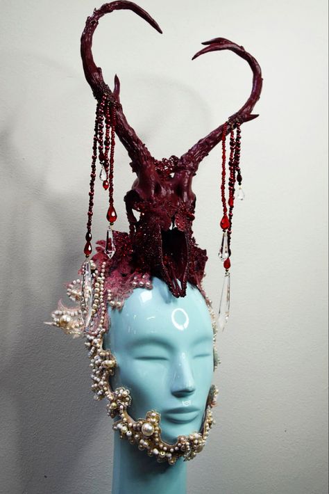 Joyce Spakman, Skull Headdress, Heart Skull, Candy Makeup, Skull Mask, Fashion Inspiration Design, Fantasy Jewelry, Fantasy Clothing, Fantasy Fashion