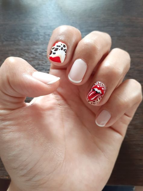 Rolling Stones Nail Art, Rolling Stones Nails, Rock N Roll Nails Designs, Rock And Roll Nails, Stones Nails, Bandana Nails, Stone Nail Art, Western Nails, Gel Polish Manicure