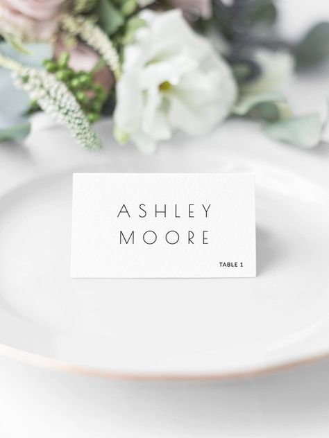 Creative Invites, Seating Wedding, Printable Place Cards, Wedding Name Cards, Prevent Blisters, Trendy Wedding Invitations, Place Card Template, Table Place Cards, Wedding Name