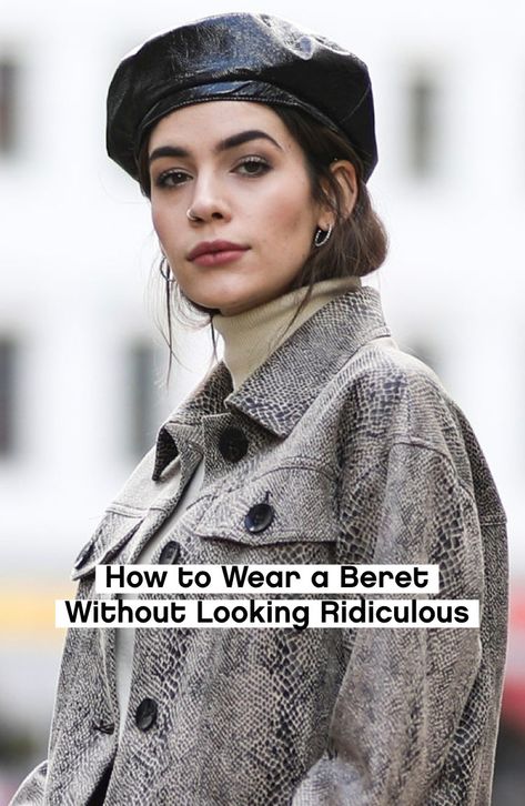 The definitive guide to making a beret look cool, every time. Beret Casual Outfit, How To Style A Beret Outfit, Best Hats For Short Hair, Beret Hat Outfit Black Women, Barrett Hat Outfit, Hats For Women With Short Hair, Beret With Hijab, Beret Hat Hairstyles, Styling A Beret