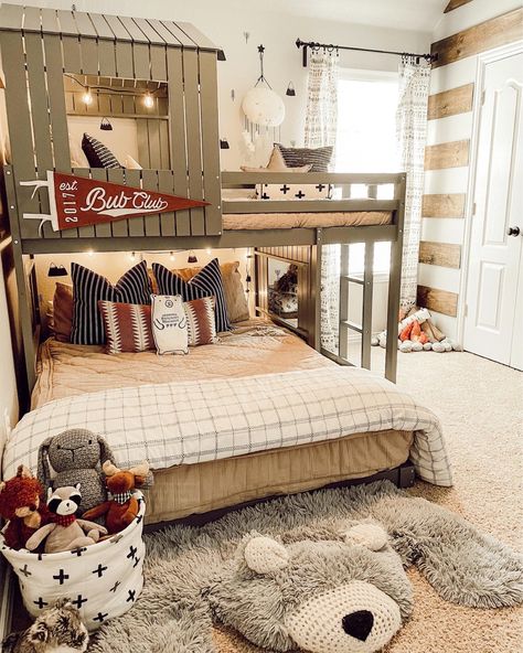 Boys Room With Bunk Beds, Room With Bunk Beds, Bunk Beds For Boys Room, Shared Boys Rooms, Bunk Beds Boys, Bunk Bed Rooms, Kid Bedrooms, Boys Shared Bedroom, Bed Bunk