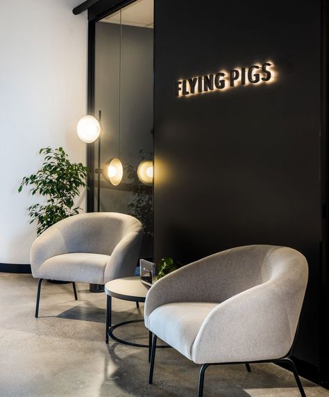 📍 Flying Pigs Office Project

Featured in this project is the Solace Lounge Chair, a perfect choice for office waiting areas, hotel lounges, or hospitality spaces. 
It features a modern design with various leg colour options like Matt Black, Brushed Matt Bronze, and Brushed Matt Gold, ensuring a seamless match with any decor. 

📸 @canopyfitouts

#commercialfurniture #officefitout #levelfurnituresolutions #officedesign #commercialfitout #officefitout #commercialstyling #officedecor Office Lounge Area Design, Office Waiting Area, Waiting Area Design, Office Lounge Area, Modern Contemporary Office, Chair For Office, Office Fitout, Flying Pigs, Spa Lounge