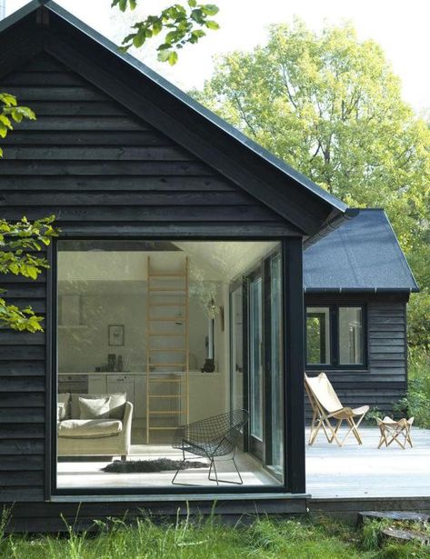 Architect Visit: A Modular Danish Summer House—Ready To Go in Six Months Danish Summer House, Small House Bliss, Fasad Design, Black Cabin, Black Houses, Vacation Cottage, Prefab Cabins, Modern Rustic Homes, Black House Exterior